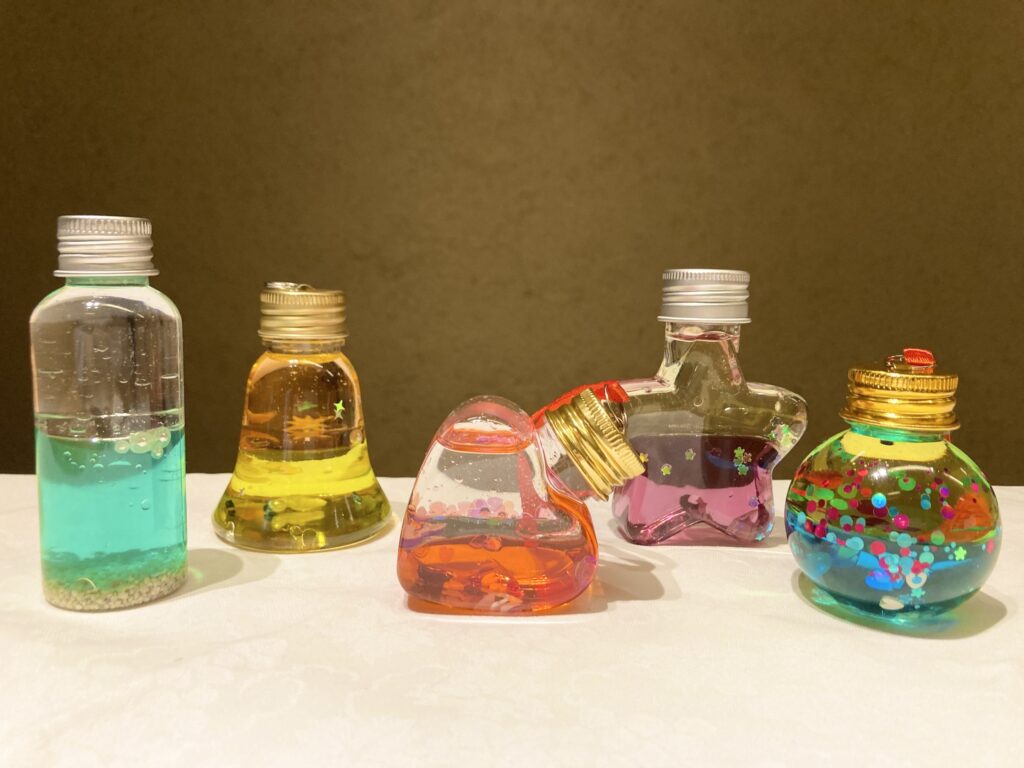 バイカラーボトル制作キットを使った工作